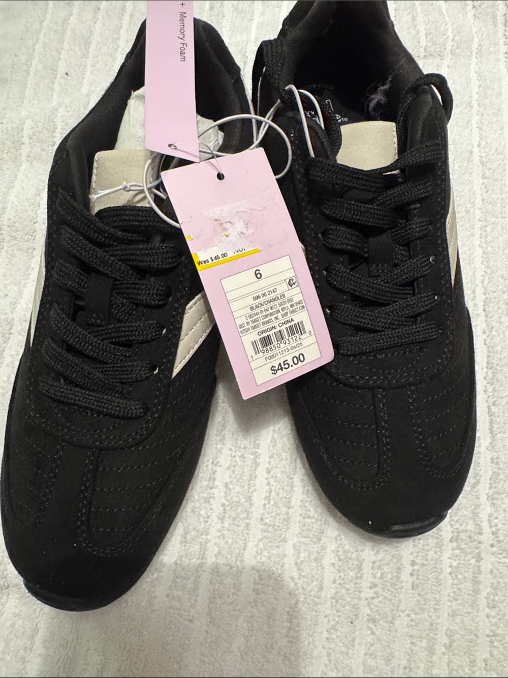 Black Sneakers with Cream Side Stripe - Size 6 by Wild Fable 🎯